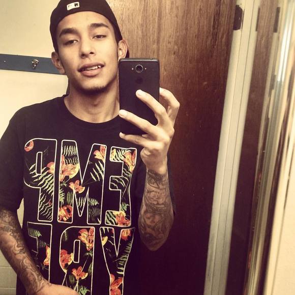 Meet your Posher, Robert - Picture 1 of 1